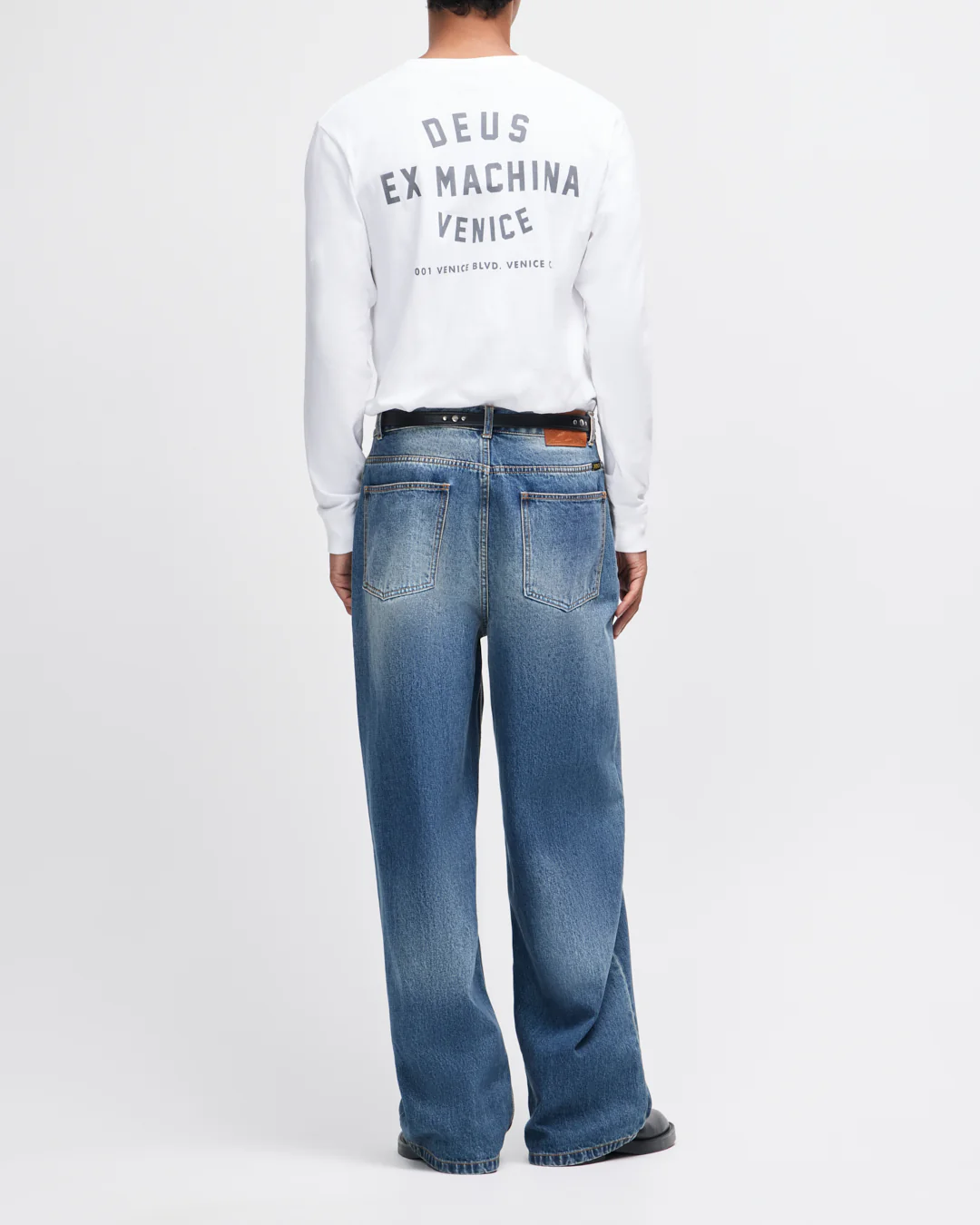 Venice Long Sleeve Tee - White - Image 6